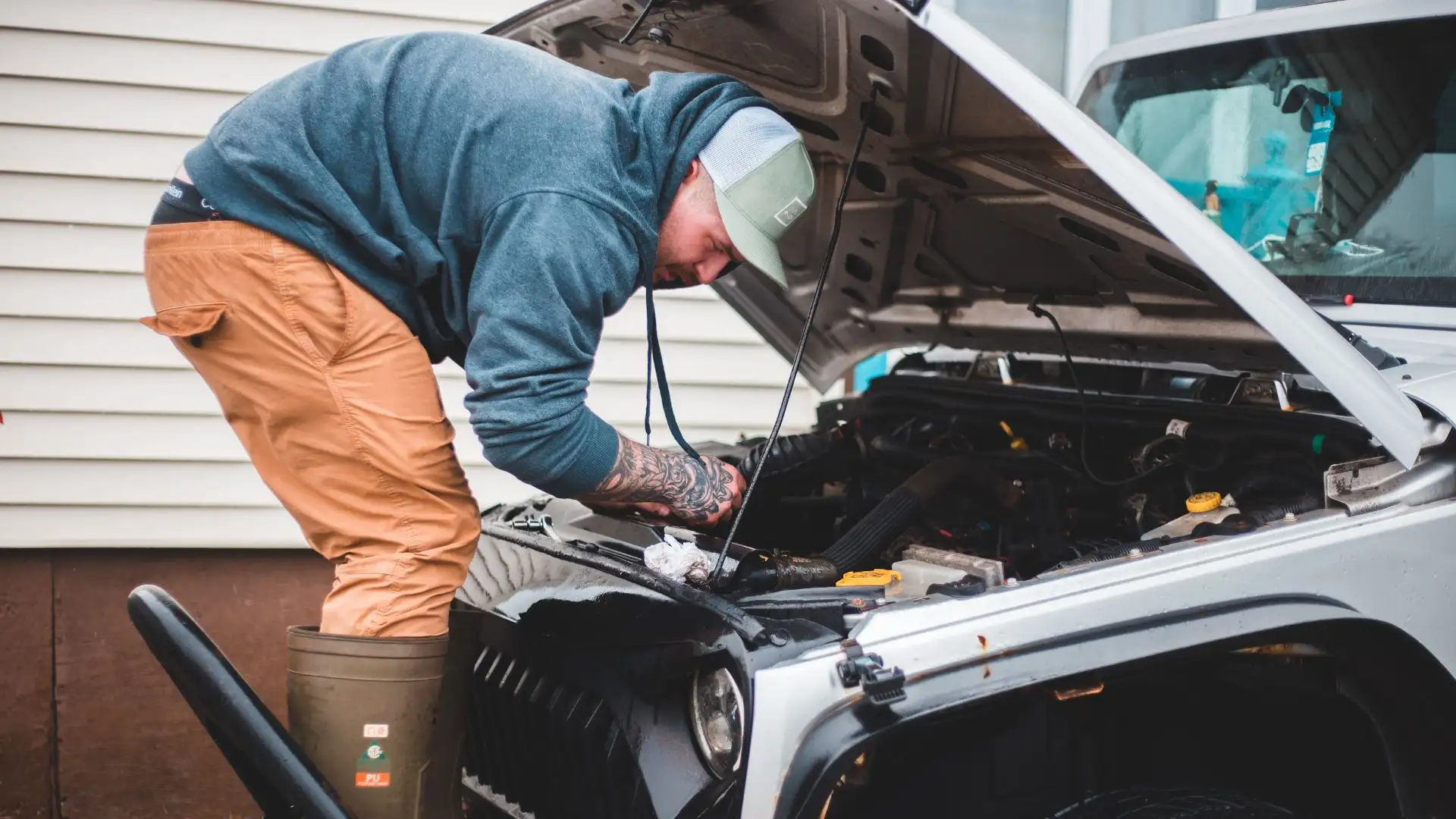 Mobile Car Repair and Maintenance Service in Dubai